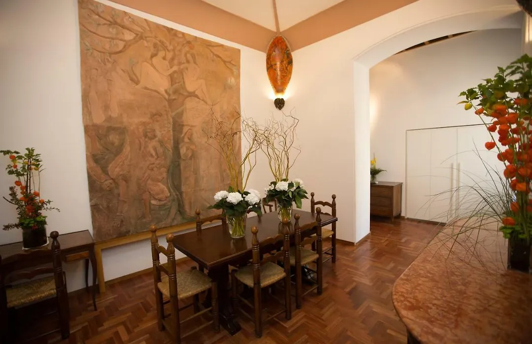 Ad2015 Guest House-1